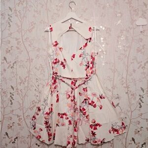 Elegant Floral Mini Dress in Cream and Red